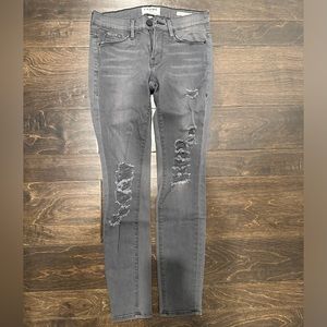 FRAME Ripped Skinny Jeans